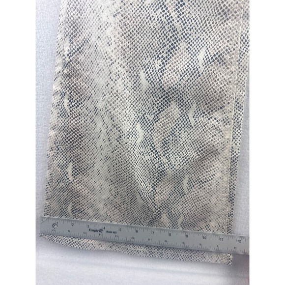 Rock & Roll Denim Women's High Rise Flare Snake Print Jeans 28x32 - Picture 5 of 12